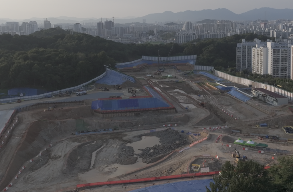 아파트 공사비 분석 - 광주 중앙공원 롯데캐슬 공사현장 드론 촬영